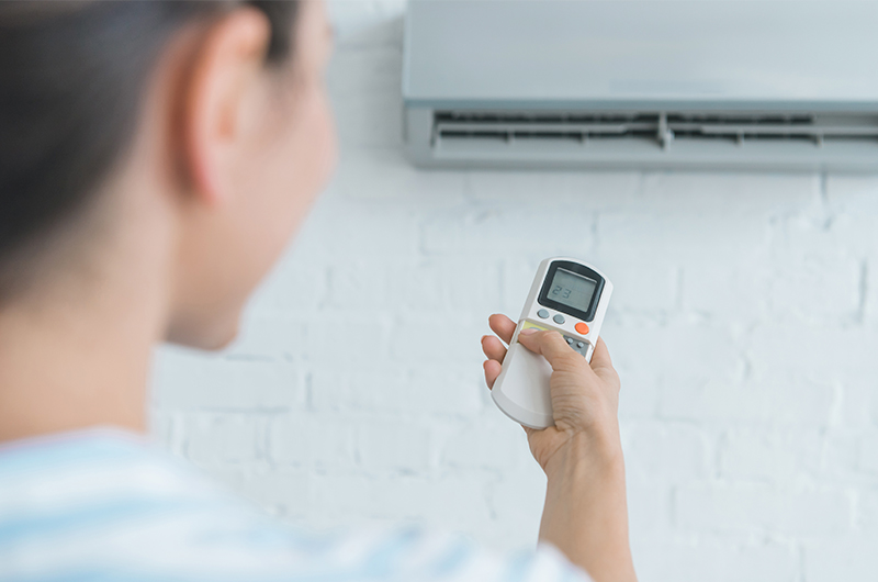 Regula-el-aire-acondicionado-a-una-temperatura-ideal